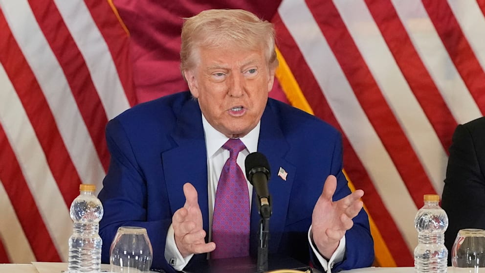 US-Präsident Donald Trump (78) während eines Pressestatements in Doha (Katar)