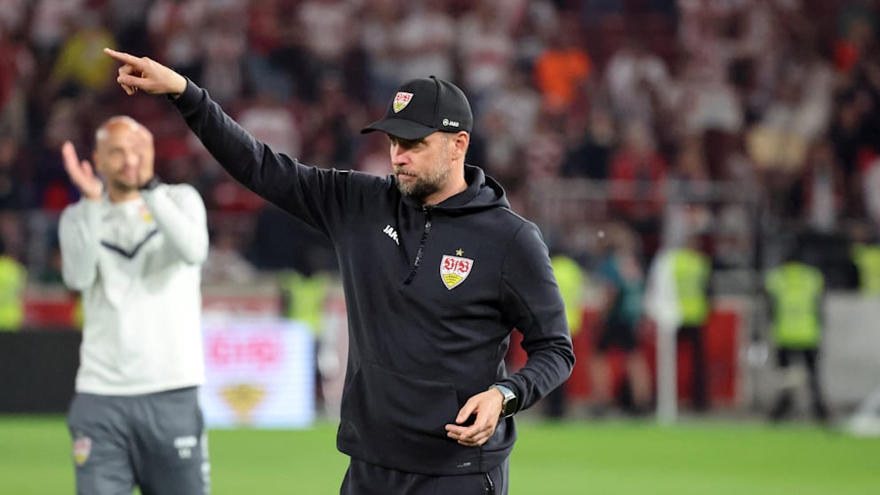 Hier entlang! VfB-Trainer Sebastian Hoeneß (43) will unbedingt den Pokal holen. Zuvor wartet aber RB Leipzig