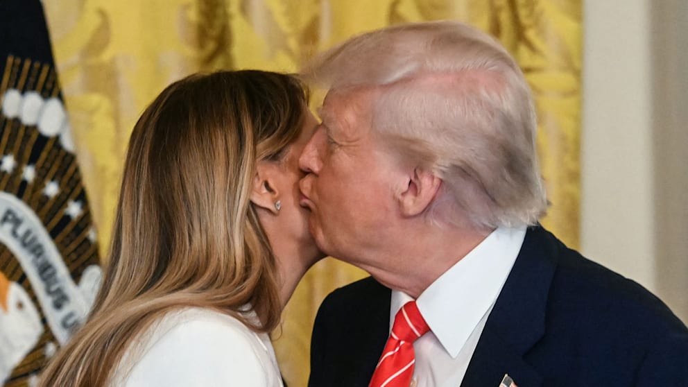 Sind Melania und Donald Trump kein Paar mehr? Wieder gibt es neue Gerüchte um den Beziehungsstatus des US-Präsidentenpaares