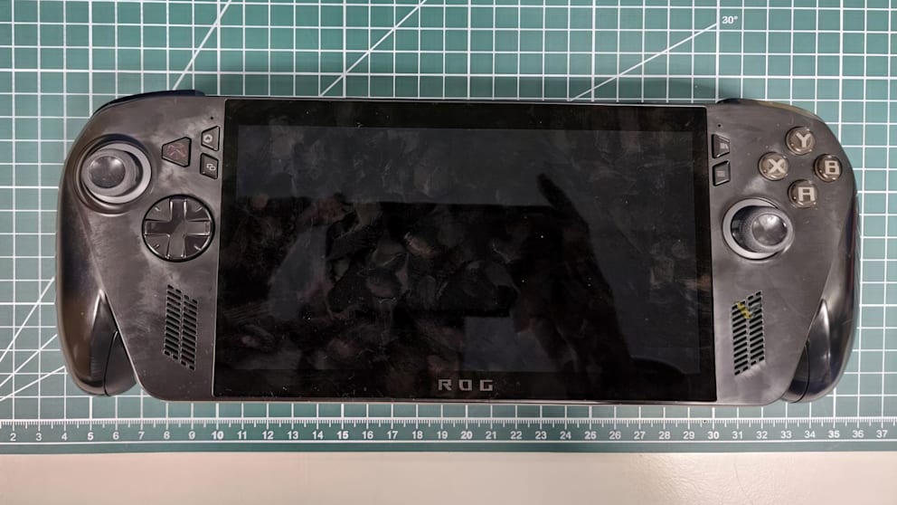Asus „ROG Ally 2“ in Schwarz mit Xbox-Taste