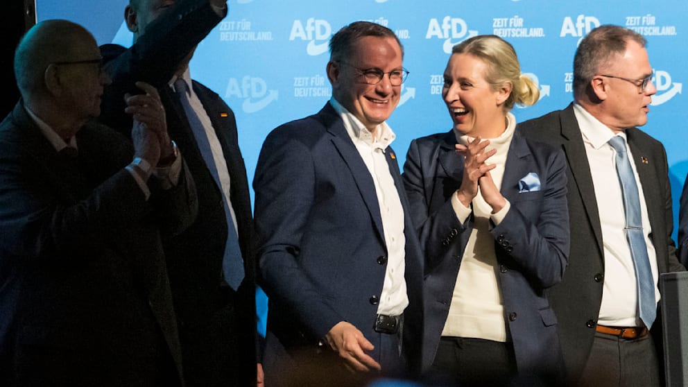 Der Verfassungsschutz hat ein Gutachten über die AfD vorgelegt und stuft die Gesamtpartei als „gesichert rechtsextremistisch“ ein