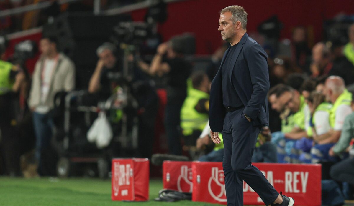Sevilla, Spain. 27th Apr, 2025. FC Barcelona head coach Hansi Flick during the Copa del Rey match, Final, between FC Barcelona and Real Madrid CF played at La Cartuja Stadium on April 26, 2025 in Sevilla, Spain. (Photo by Antonio Pozo/Pressinphoto)