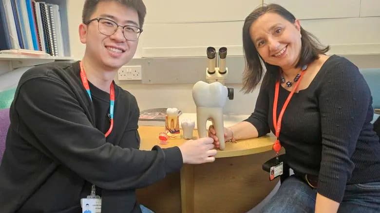 Dr. Ana Angelova-Volponi und ihr Kollege Xuechen Zhang