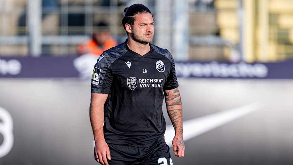 Kennt sich trotz starker Tor-Quote mit Abstiegen aus: Dominic Baumann (30). Der Stürmer muss mit dem SV Sandhausen runter in die 4. Liga