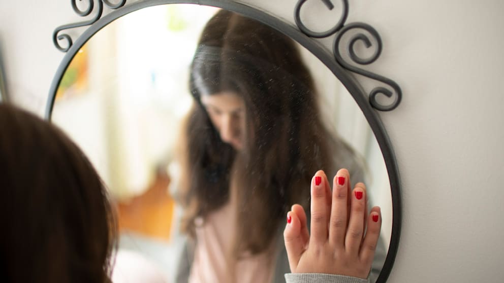 Essstörungen: Unter den 18- bis 24-jährigen Frauen stellte die KKH einen Anstieg um 25,1 Prozent fest, insgesamt stieg die Zahl der betroffenen Frauen um 10,4 Prozent