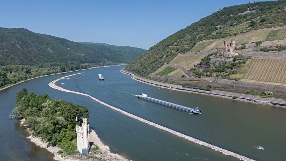 Der Rhein (aufgenommen bei Bingen) ist hier das einzig Nasse. Nicht nur im Westen Deutschlands, sondern auch im Süden und Norden bleibt es am Wochenende regenfrei