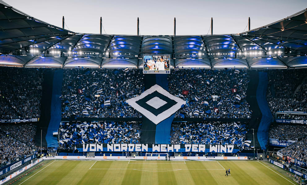 Am vergangenen Samstag schaffte der HSV mit seinem 6:1 gegen Ulm den Aufstieg nach sieben Jahren zurück in die Bundesliga
