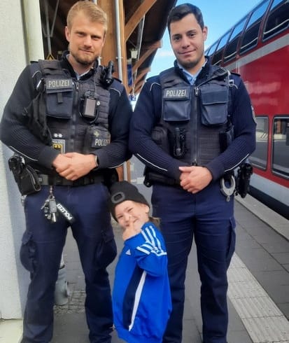 Der vierjährige Junge machte sich mit dem Zug allein auf den Weg Richtung Festland. Bundespolizisten in Niebüll kamen zu Hilfe