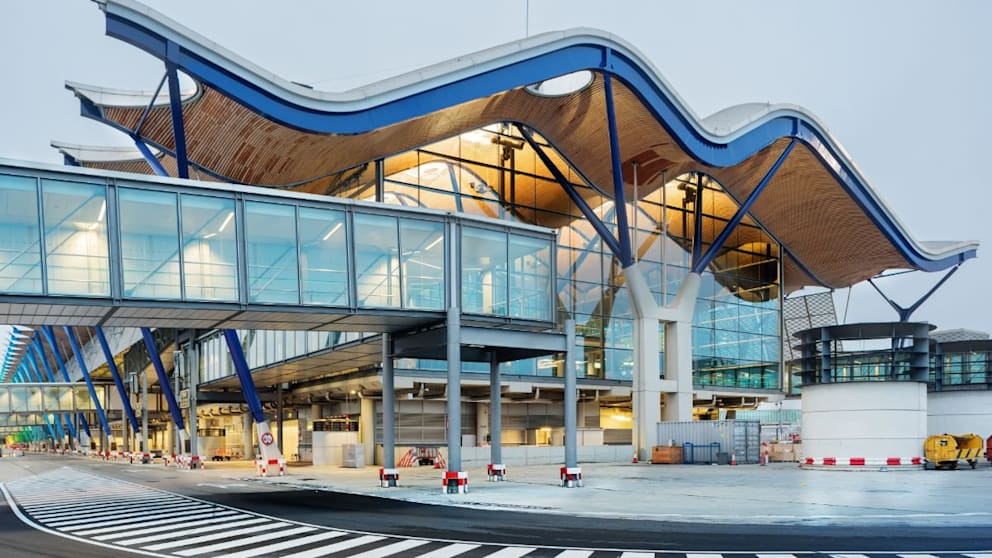 Am Flughafen Madrid-Barajas musste die Maschine außerplanmäßig landen