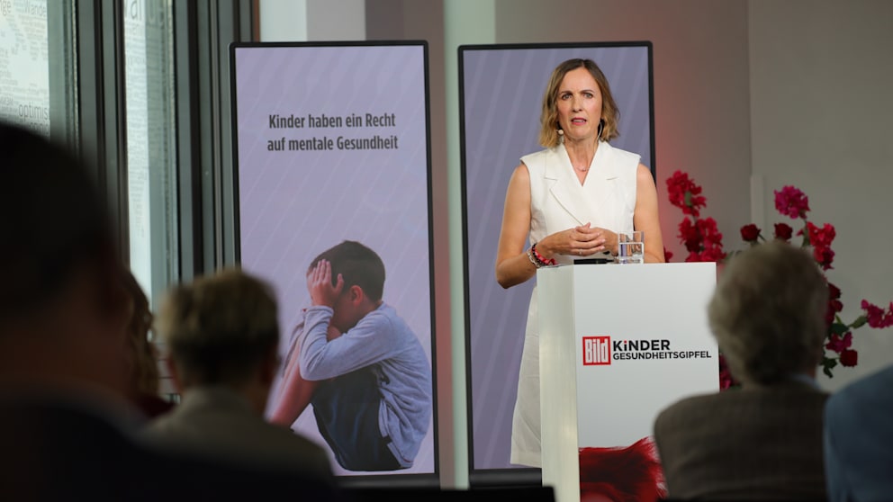 Prof. Sabina Schutter, Vorstandsvorsitzende SOS Kinderdorf e.V, sprach darüber, wie wichtig die mentale Gesundheit von Kindern ist