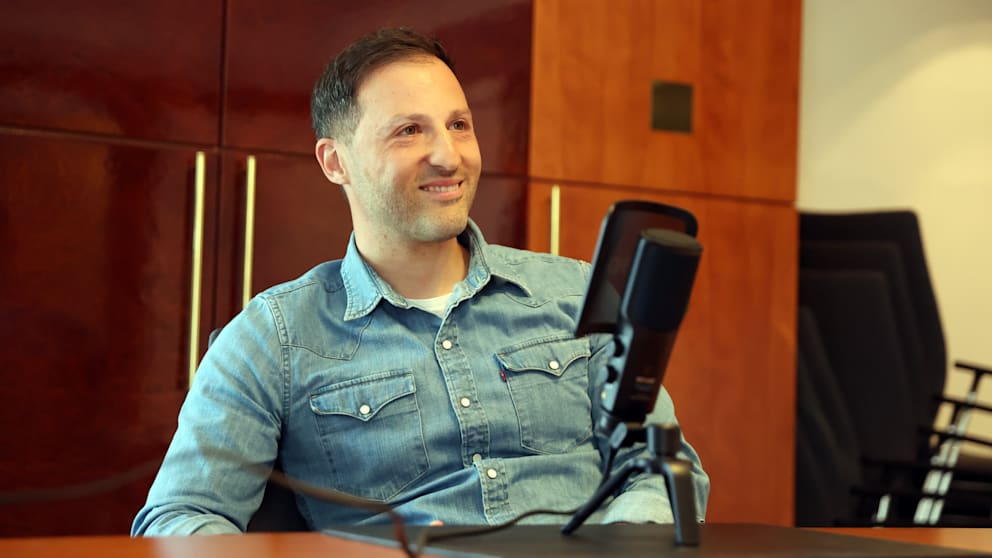 Domenico Tedesco bei der Aufnahme des BILD-Podcasts Phrasenmäher