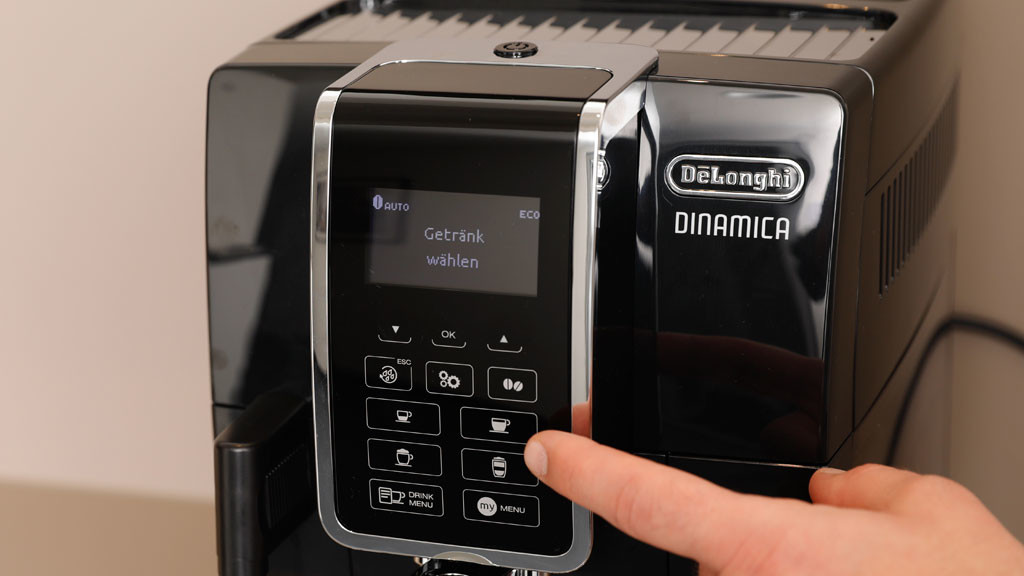 Bestenliste Kaffeevollautomaten bis 500 Euro: DeLonghi Dinamica Display