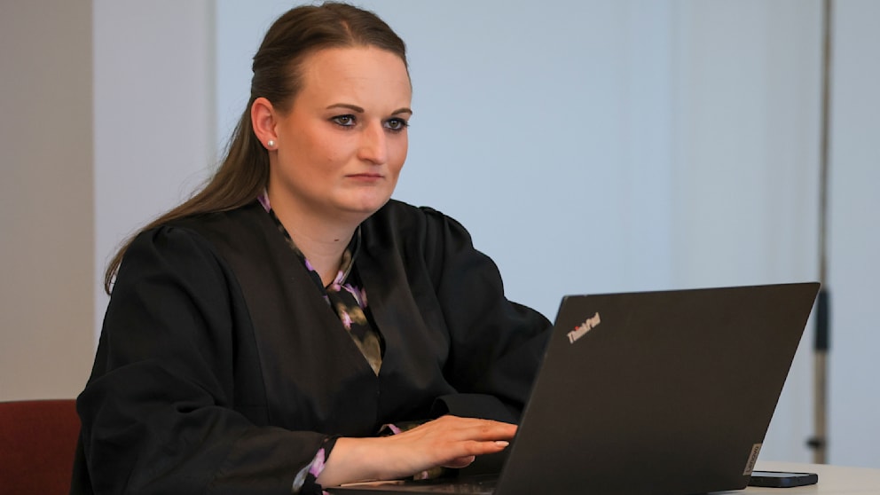 Verteidigerin Christina Reinhart erschien gestern ohne ihre Mandantin im OLG Naumburg