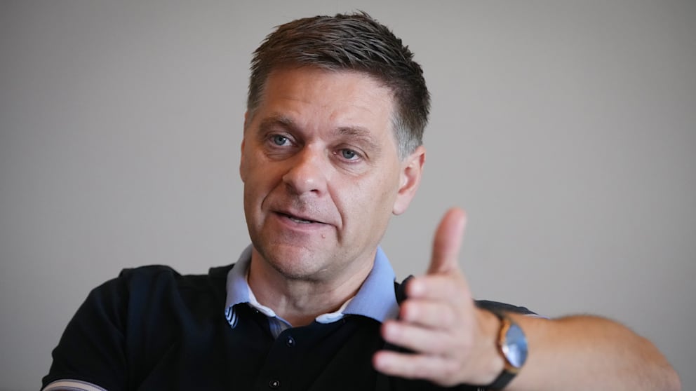 Oliver Ruhnert (53) ist mit voller Kraft zurück beim 1. FC Union