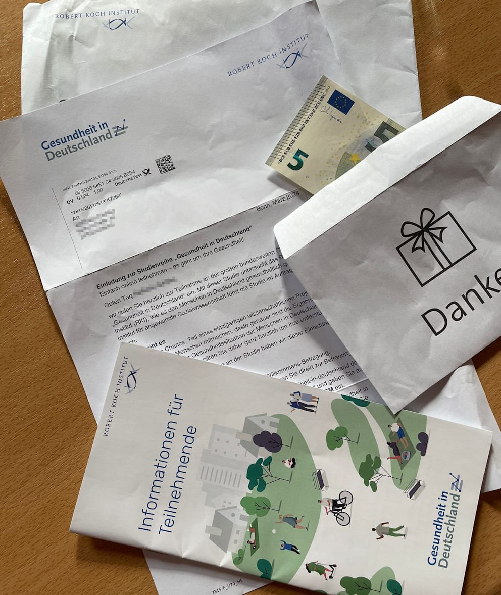 In dem Schreiben vom Robert-Koch-Institut lagen bei der Familie Maiborg fünf Euro im Umschlag
