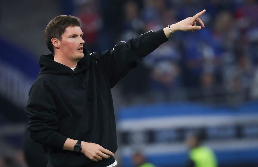HSV-Coach Merlin Polzin (34) greift nach den Sternen und hat eine klare Richtung und Ziel für seine Mannschaft am letzten Saison-Spiel (Sonntag, 15.30 Uhr) gegen Fürth