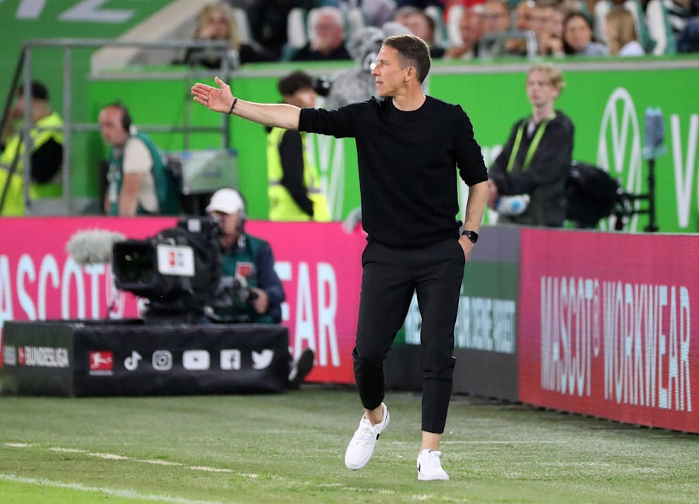 Daniel Bauer (42) soll als Interims-Trainer die Bundesliga-Saison des VfL Wolfsburg beenden