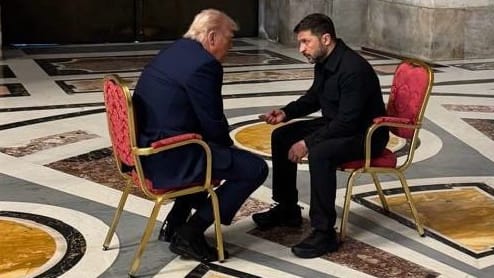 US-Präsident Donald Trump (78) und der ukrainische Präsident Wolodymyr Selenskyj (47) am Rande der Trauerfeier für Papst Franziskus