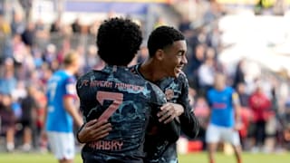 Blitz-Tor bei Bayern-Gala in Kiel: Nach 15 Sekunden zeigt's Musiala Hamann! 