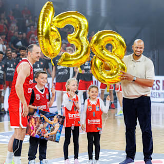BBL: Bamberg Baskets: Karsten Tadda ist jetzt der Basketball-Körbel