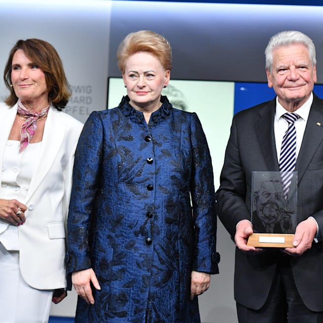 Ein Gipfel am Tegernsee als Antidepressivum: Gauck erhält Freiheitspreis