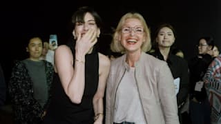 Anne Hathaway: Hier lacht BILD mit der Hollywood-Ikone in Shanghai