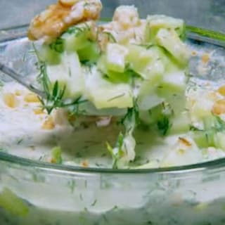 Es muss nicht immer ein Dip sein - Kalte Tzatziki-Suppe
