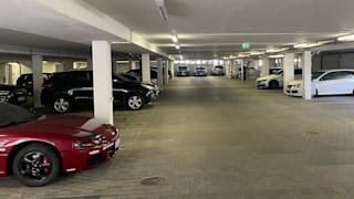 Deutschlands günstigstes Parkhaus steht im Kreis Ludwigsburg. Darüber freut sich Skoda-Fahrer Tim Z. (36), der sonntags seine Mutter besucht