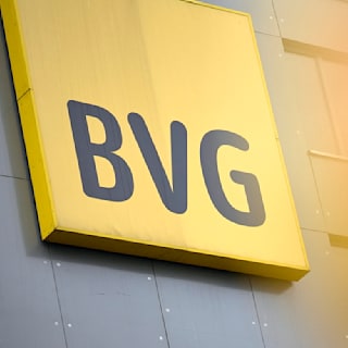Cyberattacke auf Kunden der BVG! Daten von Hackern geklaut