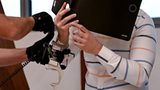 Ulm: Wegen Kinderpornos? Ex-Schüler soll Lehrer fast totgeprügelt haben