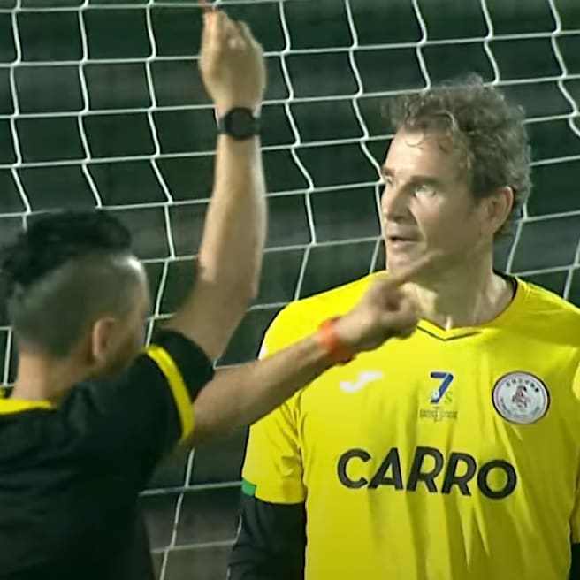 Jens Lehmann: Rote Karte bei All-Star-Turnier nach Kung-Fu-Aktion