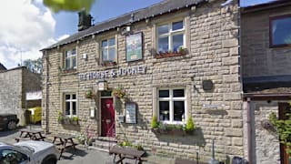 England: Familie nach Restaurantbesuch plötzlich 88.000 Euro reicher