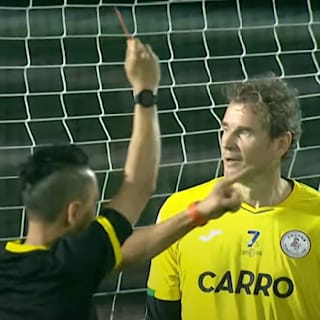 Jens Lehmann: Rote Karte bei All-Star-Turnier nach Kung-Fu-Aktion