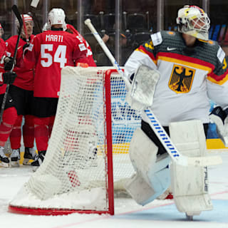 Eishockey-Debakel: Deutschland unterliegt Schweiz in Herning