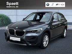 BMW X1 sDrive20i Advantage DAB LED RFK Navi PDC