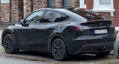 Tesla Model Y Long Range