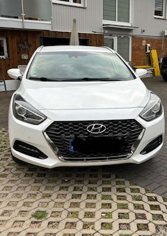 Hyundai i40 Kombi blue 1.6 CRDi DCT Space