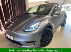 Bild des Angebotes Tesla Model Y wie NEU !!! Echt-Carbon!! Quicksilver