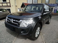 Bild des Angebotes Mitsubishi Pajero 3.2 DI-D 200PS 7 Sitze+5 türig+AHK