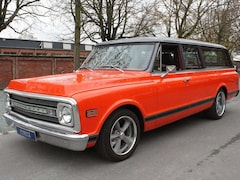 Bild des Angebotes Chevrolet Suburban 3 doors delivery