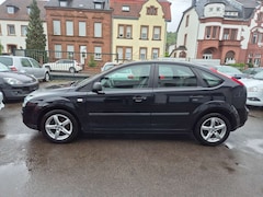 Bild des Angebotes Ford Focus Trend " TÜV / AU neu "