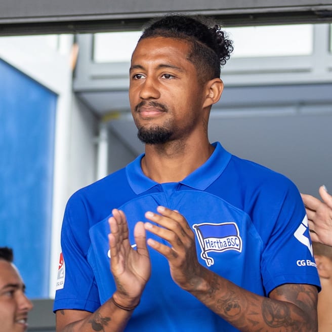 Hertha BSC: Coach Stefan Leitl will verletzten Profi halten