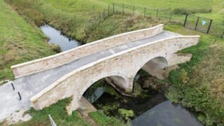 Mehr als 300.000 Euro: Steuerzahler blechen für Brücke ins Nichts