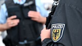 Bundespolizisten ließen Rechtsextreme nicht ausreisen nach Italien (SYMBOLFOTO)