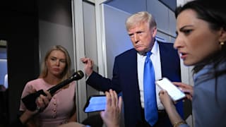 Brisante Lage in den USA: Trump rauscht in Umfragen ab