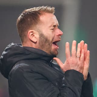 HSV: Zwei Trainer gesperrt! Chef-Alarm bei HSV-Gegner Regensburg