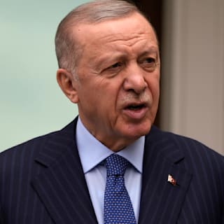 Trump zieht Truppen ab: Schnappt sich Erdogan jetzt Syrien? 