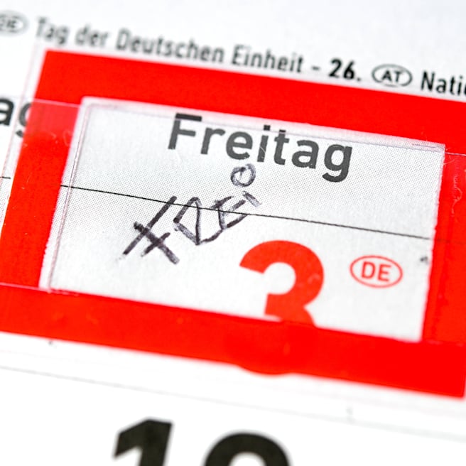Aktuelle Umfrage: Deutsche bestehen auf ihre Feiertage!
