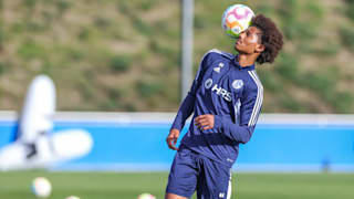 Er kommt von Schalke: Zweitligist holt Sané-Bruder Sidi