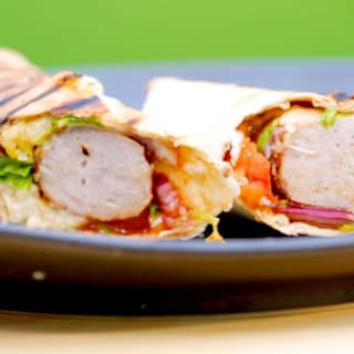 Super gut, super lecker - Gegrillter Bratwurst-Wrap